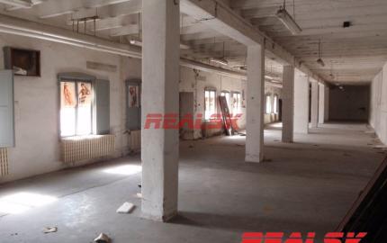 Skladové priestory prenájom Sliač