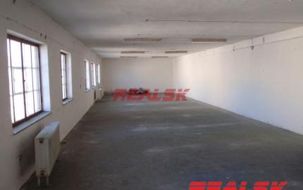 Skladové priestory prenájom Sliač