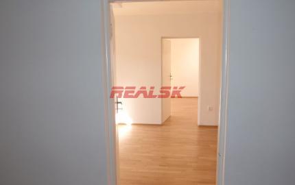 Kancelárske priestory - prenájom námestie Banská Bystrica