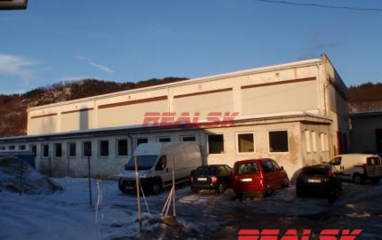 Hala 847 m2 na Zvolenskej ceste