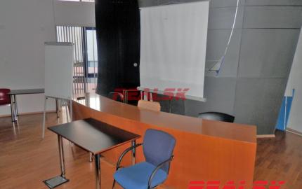 Kancelária v centre Nitry na prenájom