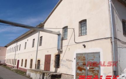 Skladové priestory prenájom Sliač