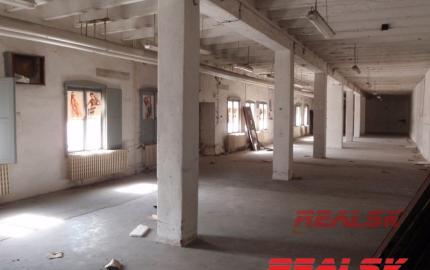 Skladové priestory prenájom Sliač