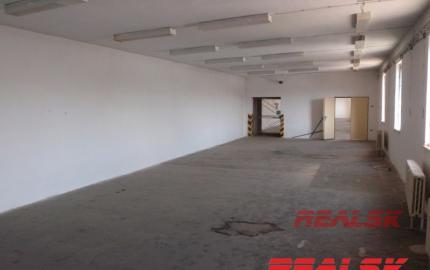 Skladové priestory prenájom Sliač