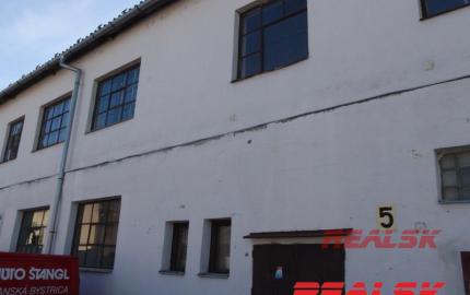 Skladové priestory prenájom Sliač