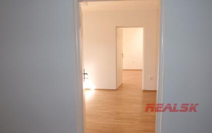 Kancelárske priestory - prenájom námestie Banská Bystrica