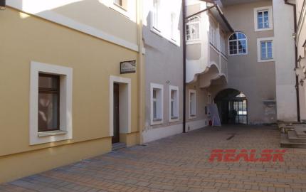 Kancelárske priestory - prenájom námestie Banská Bystrica