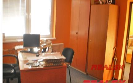 Administratívno priemyselný areál