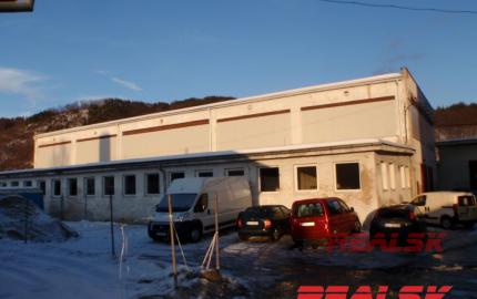 Hala 847 m2 na Zvolenskej ceste