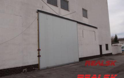 Hala  s kanceláriami na predaj vhodná pre výrobu a skladovanie