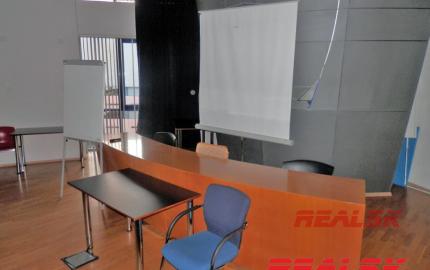 Kancelária v centre Nitry na prenájom