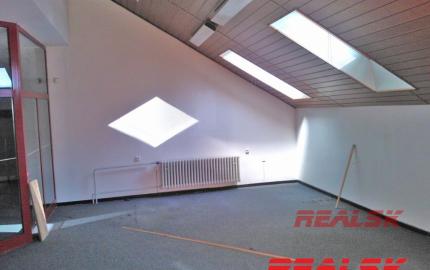 Kancelárie 38m2 v centre mesta Detva