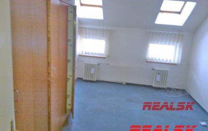 Kancelárie 66m2 v centre mesta Banská Bystrica