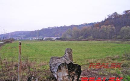 Pozemok 9589m2 pre bytovú výstavbu