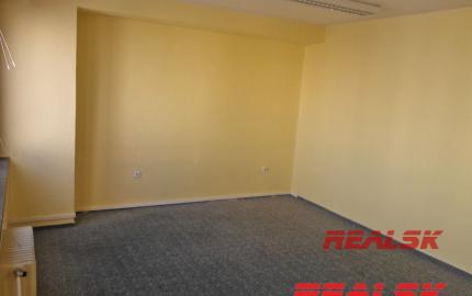 Priestory 130m2 vhodné na fitness, kancelárie Zvolen