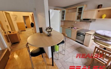 4-izbový zariadený mezonet v Nitre na prenájom