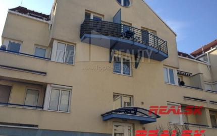 4-izbový zariadený mezonet v Nitre na prenájom