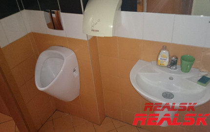 Kancelárie 4x60m2 na prenájom v centre Zvolena