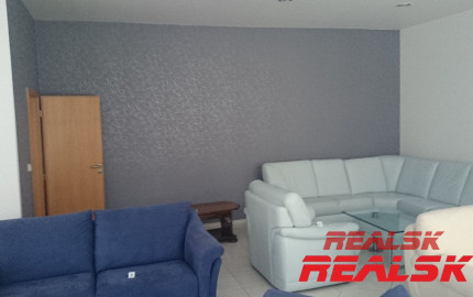Kancelárie 4x60m2 na prenájom v centre Zvolena