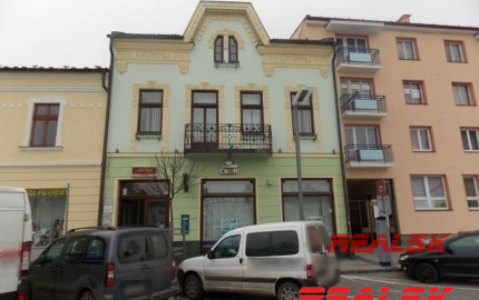 Kancelárie 4x60m2 na prenájom v centre Zvolena