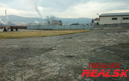 Volná plocha 4000m2
