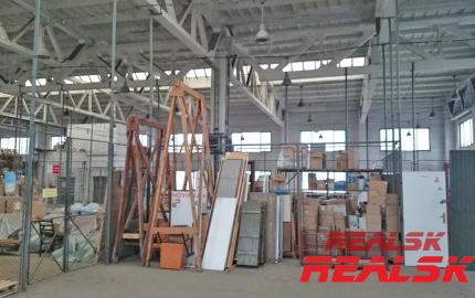 Priemyselný areál 11080m2 na predaj