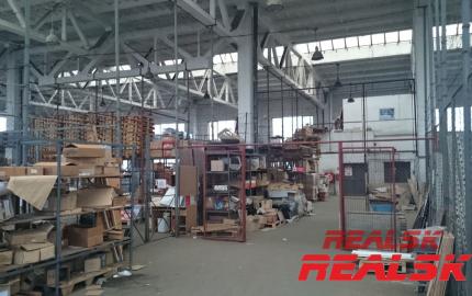 Priemyselný areál 11080m2 na predaj