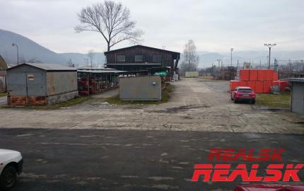 Priemyselný areál 11080m2 na predaj