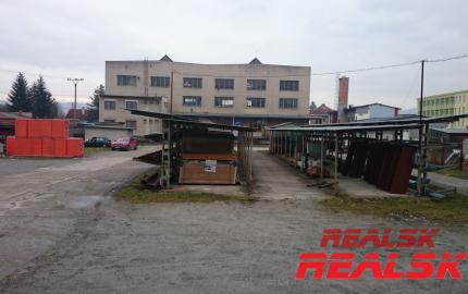 Priemyselný areál 11080m2 na predaj