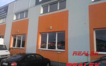 Priestory 1000m2 na výrobu alebo obchod