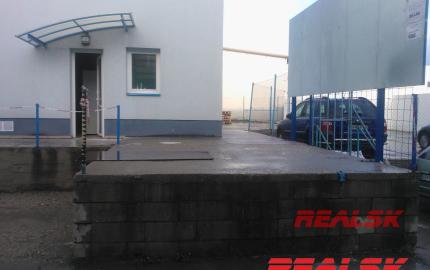 Priestory 1000m2 na výrobu alebo obchod