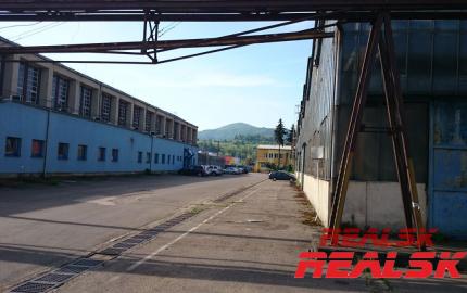 Hala 9400m2 na predaj
