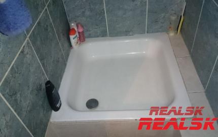 Hala 9400m2 na predaj