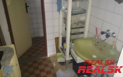 Priestor 52m2 pre obchod alebo služby