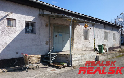 Priestor 318m2 možné aj rozdeliť na 150m2+168m2 na prenájom