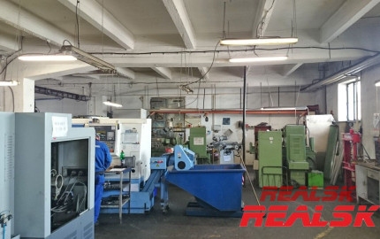 Hala 410m2 s rampou