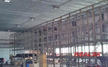 Na predaj skladové priestory 5088m2 + admin. budova