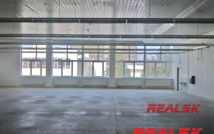 Poschodie 900m2  Zvolenská cesta