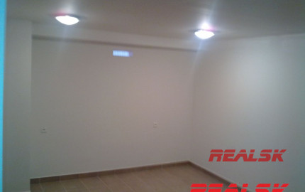 Poschodie 900m2  Zvolenská cesta