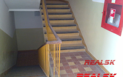 Poschodie 900m2  Zvolenská cesta