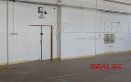Poschodie 900m2  Zvolenská cesta