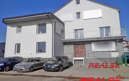 Priestory pre sklad a ľahkú výrobu v Nitre na prenájom (343 - 815 m2)