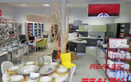 Prevádzková budova v centre Nitry na predaj