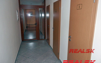 Prevádzková budova v centre Nitry na predaj
