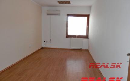 Prevádzková budova v centre Nitry na predaj