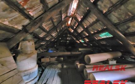 Dva rodinné domy s veľkým pozemkom v Lehote na predaj