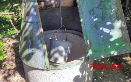 Dva rodinné domy s veľkým pozemkom v Lehote na predaj