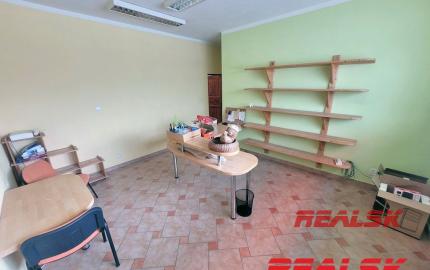 Priestory pre obchod, skladovanie a ľahkú výrobu v Nitre na prenájom