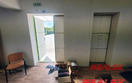 Priestory pre obchod, skladovanie a ľahkú výrobu v Nitre na prenájom