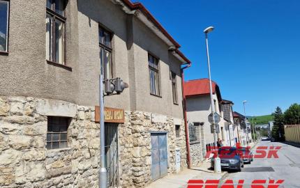 Rodinný dom v centre Banskej Bystrice na predaj